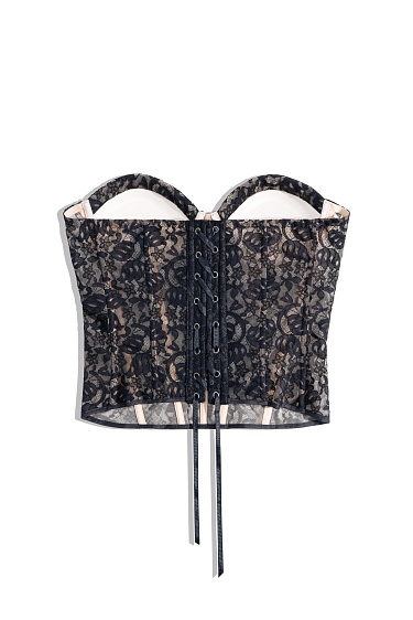 Кружевной корсет с чашечками