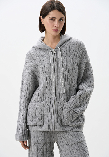 Худи с косами и жаккардом