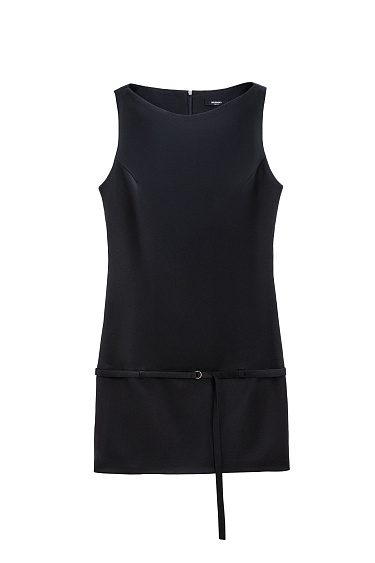 Платье-футляр длины мини