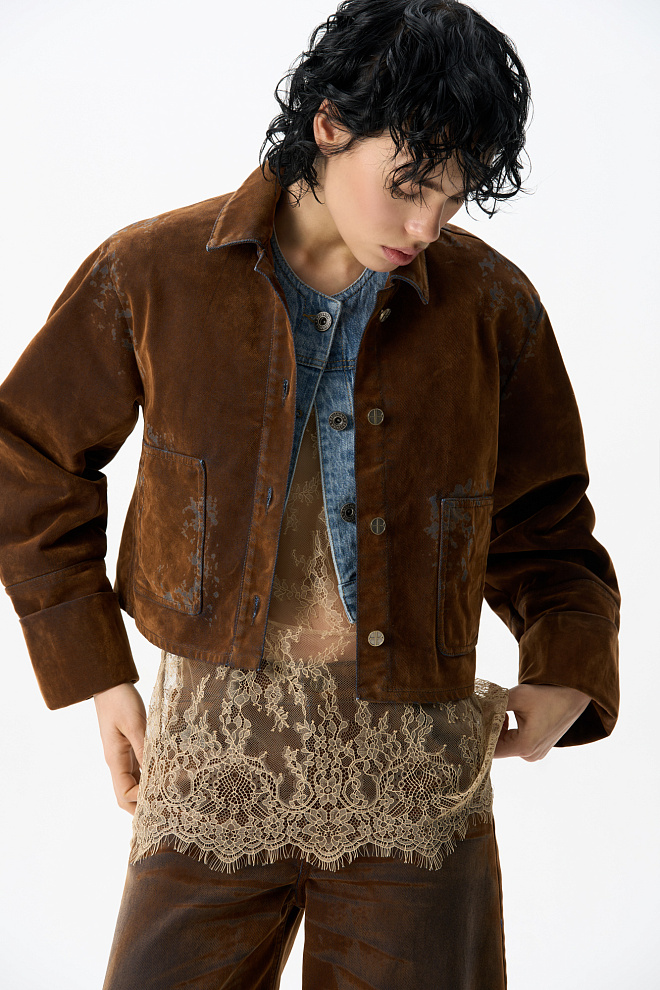 Джинсовый жакет с эффектом велюра