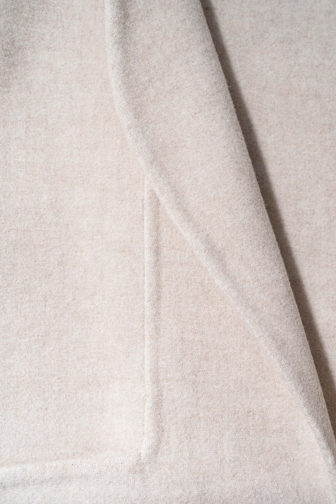 Бомбер с круглыми рукавами