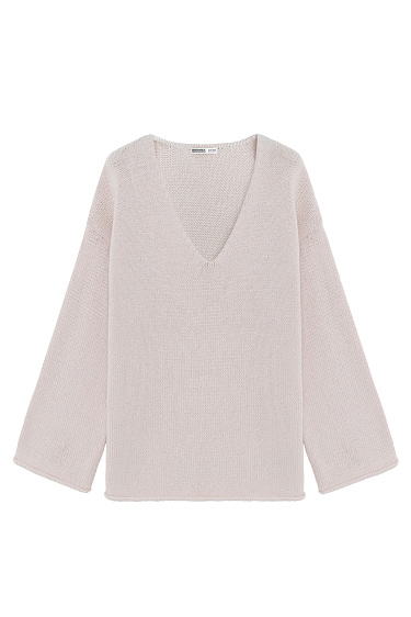 Джемпер с V-образным вырезом