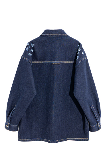 Джинсовая рубашка с сердечками