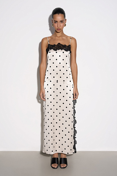 Атласное платье-комбинация в горох