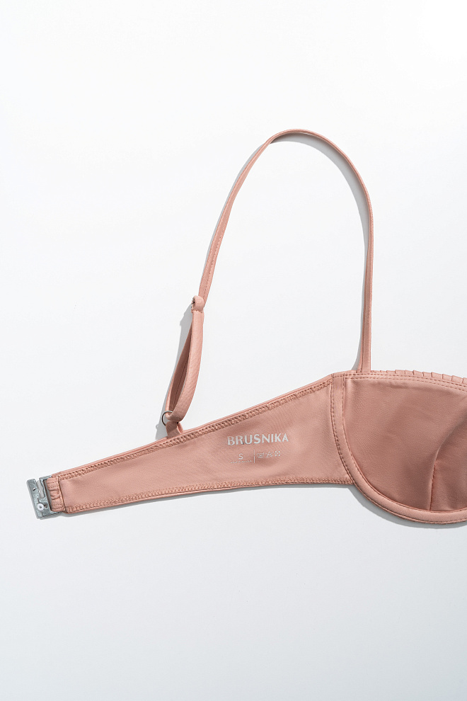 Лиф купальника с формованными чашками