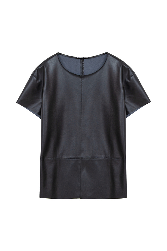 Футболка из экокожи