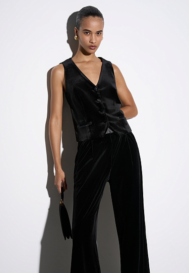 Бархатный жилет