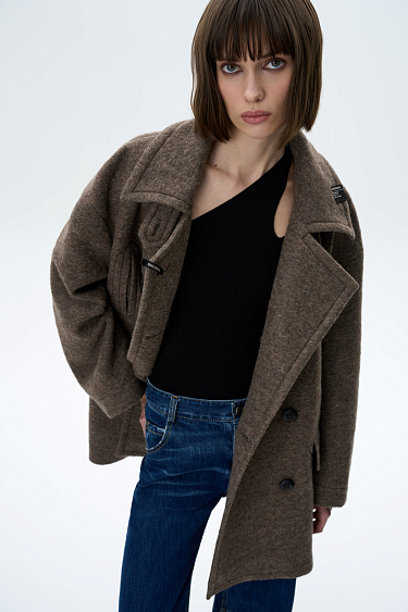 Двубортное пальто 