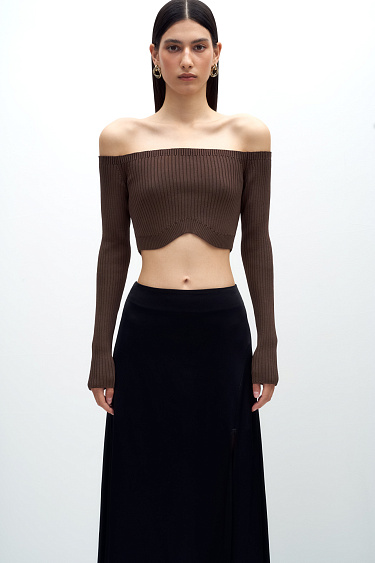 Топ с открытыми плечами