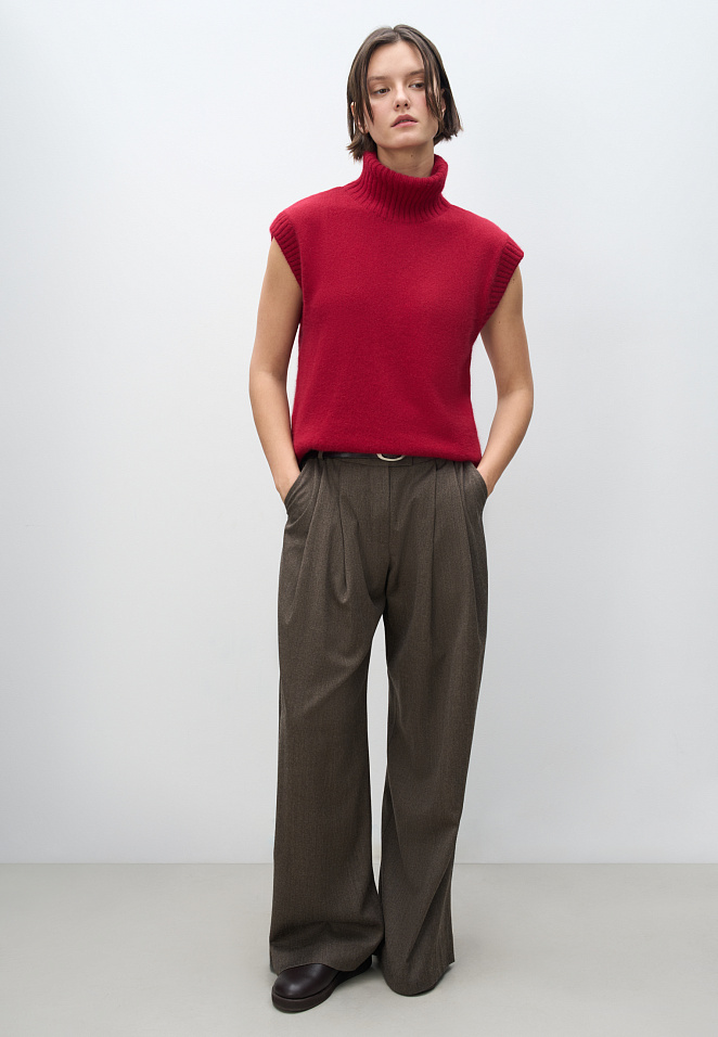 Трикотажный жилет из пуха лисы