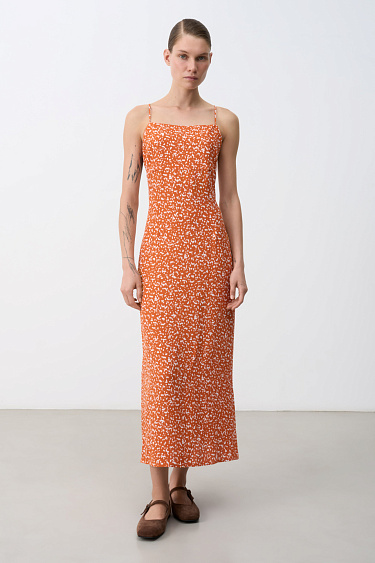 Принтованный сарафан на тонких бретелях