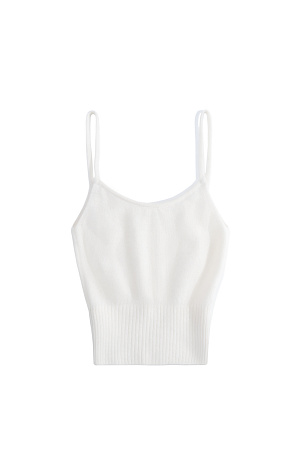  Трикотажный топ из пуха лисы. Модель на тонких бретельках и широкой эластичной резинкой.