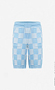 Шорты из 100% хлопка в клетку, на тонкой кулиске, с карманами сбоку.