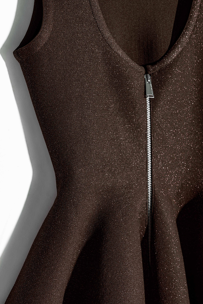 Трикотажное платье миди с люрексом