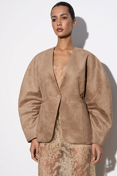 Жакет с объемными рукавами с отделкой под замшу 