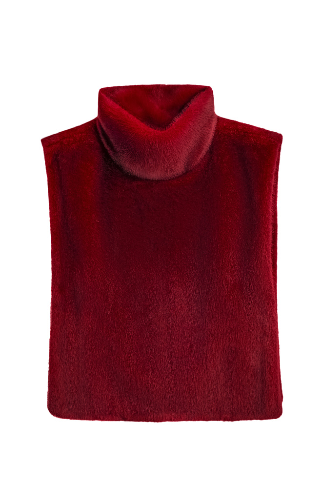 Жилет из экомеха с воротником-стойкой