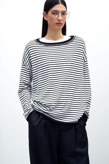 Лонгслив со спущенным рукавом