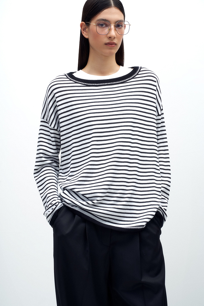 Лонгслив со спущенным рукавом