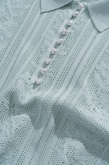 Ажурное поло с пайетками