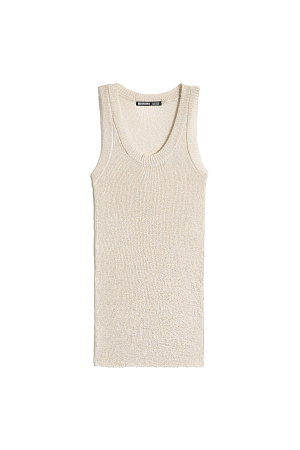 золото Трикотажный топ из вискозы с люрексом. Модель с U-образным вырезом горловины и широкими бретелями.