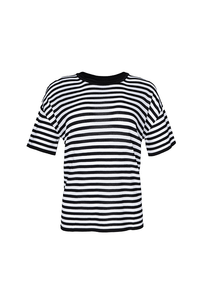 Футболка в полоску