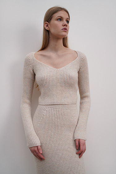 Топ из шерсти мериноса экстрафайн