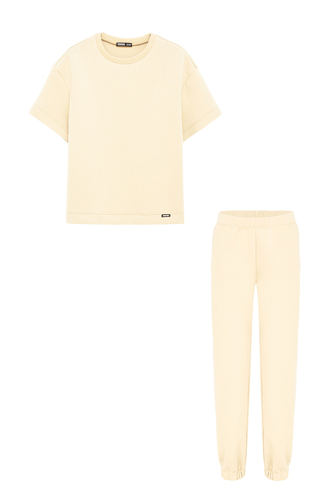 Футерный комплект из футболки и брюк