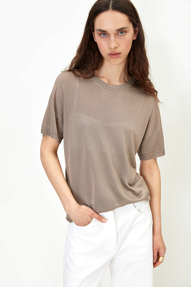 Цельновязаная футболка из 100% вискозы