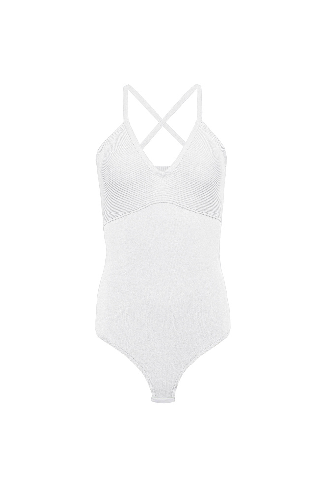 Боди с тонкими бретелями