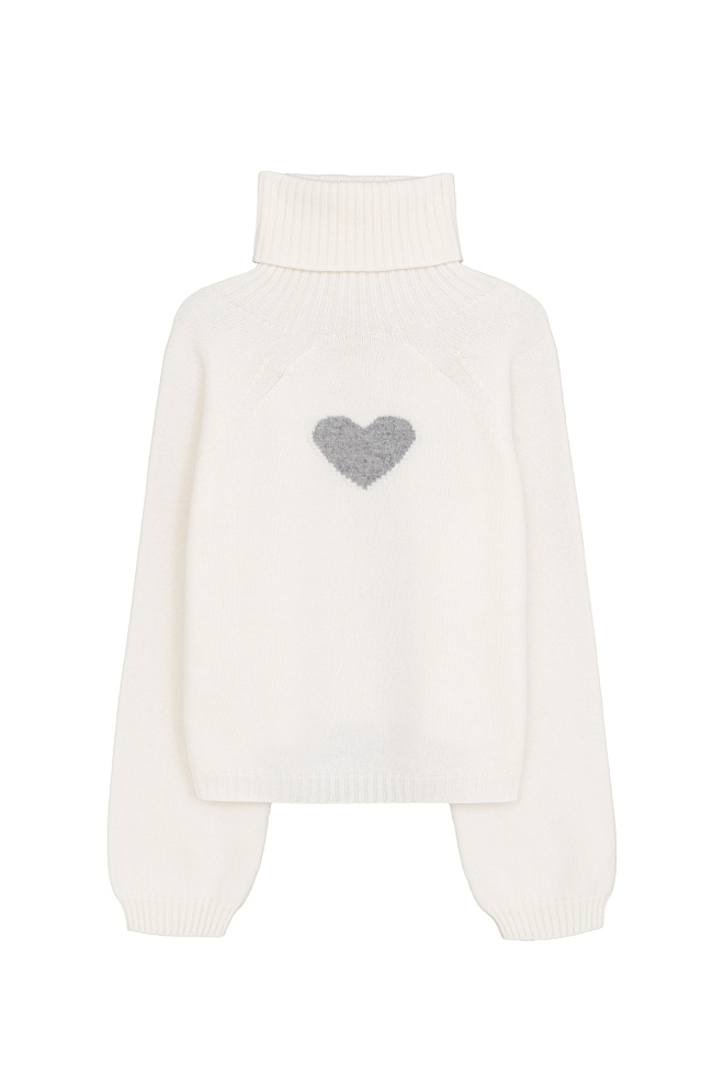 Джемпер с сердечком на спине