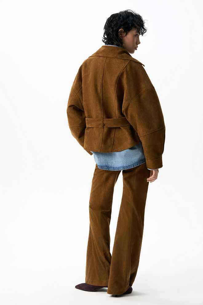 Прямые брюки под замшу