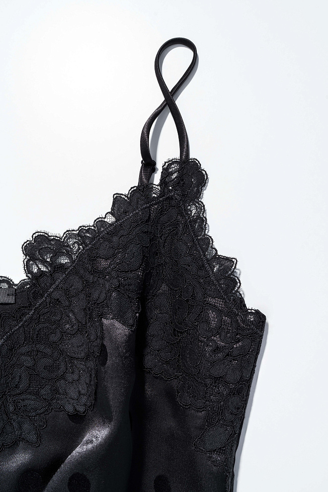 Атласный топ в горох