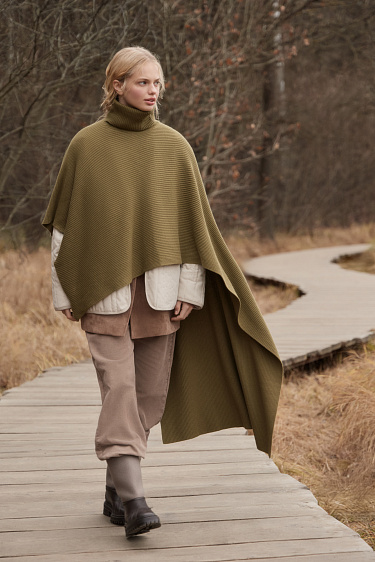 Шарф-пончо из кашемира и шерсти 