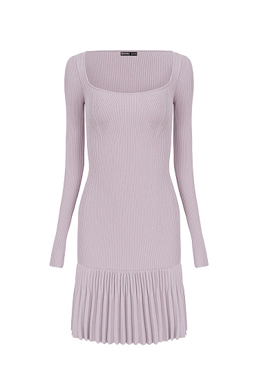 Платье с плиссированной юбкой