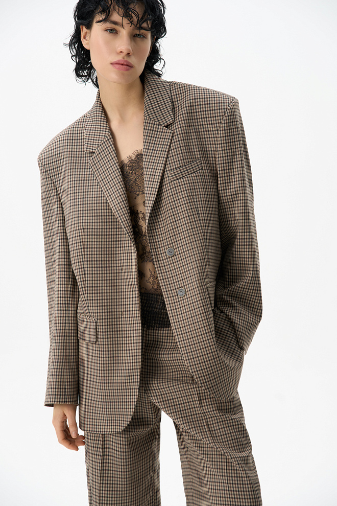 Однобортный жакет в клетку виши