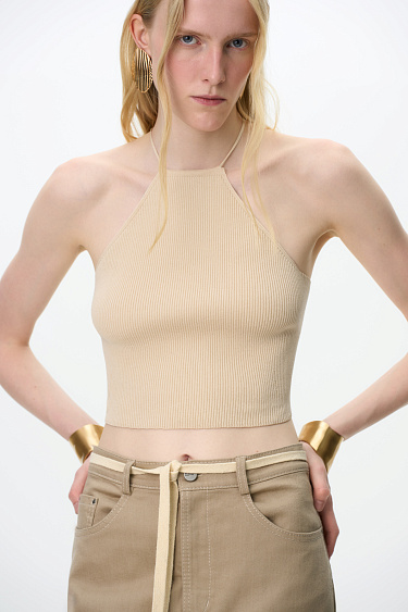 Топ с открытой спиной