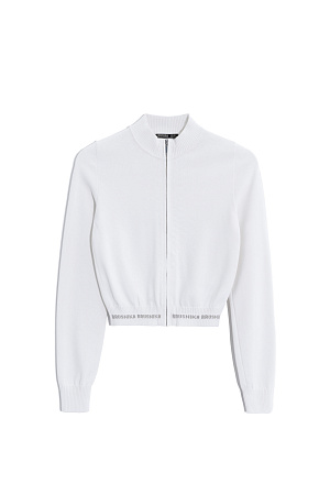 белый Укороченный бомбер из вискозы с длинным рукавом. Воротник, манжеты рукавов и низ изделия выполнены в рубчик. Застежка на молнию.