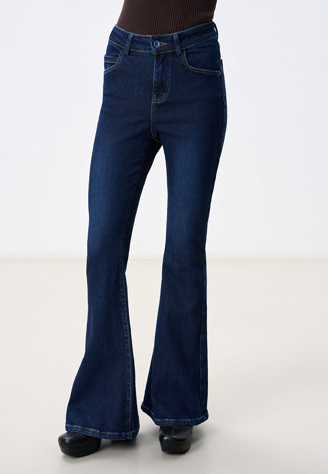 Джинсы клеш с высокой посадкой