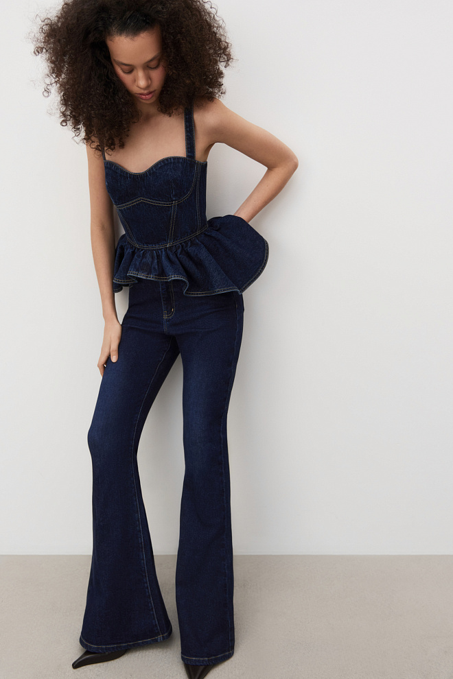 Джинсовый топ с баской