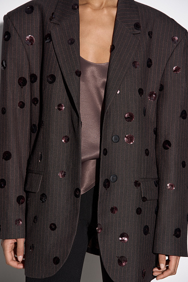 Однобортный жакет с пайетками