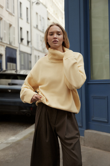 Джемпер из 100% хлопка с высоким воротом