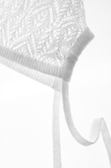 Ажурный чепчик из шерсти альпака