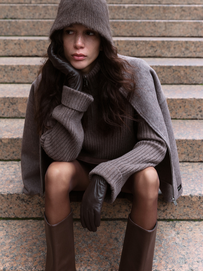 Укороченный жакет из шерсти