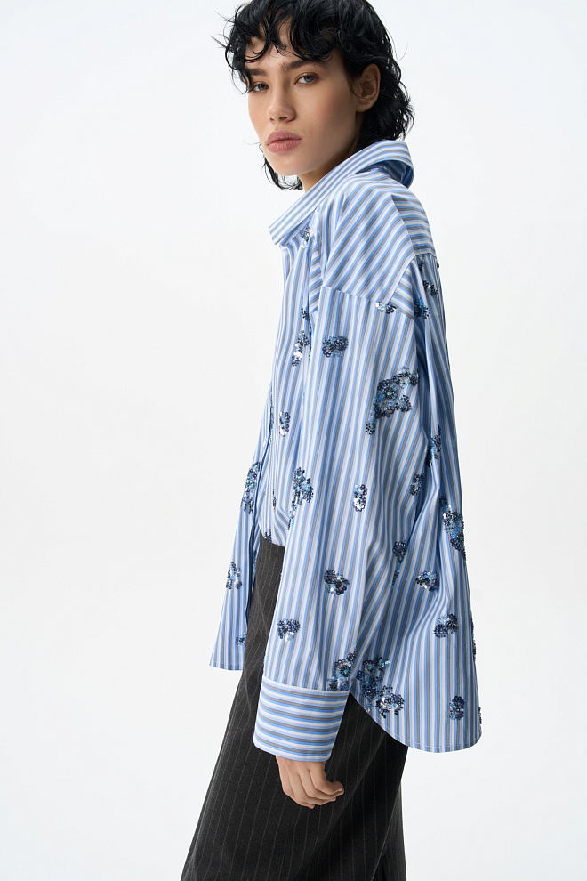 Рубашка в пижамном стиле