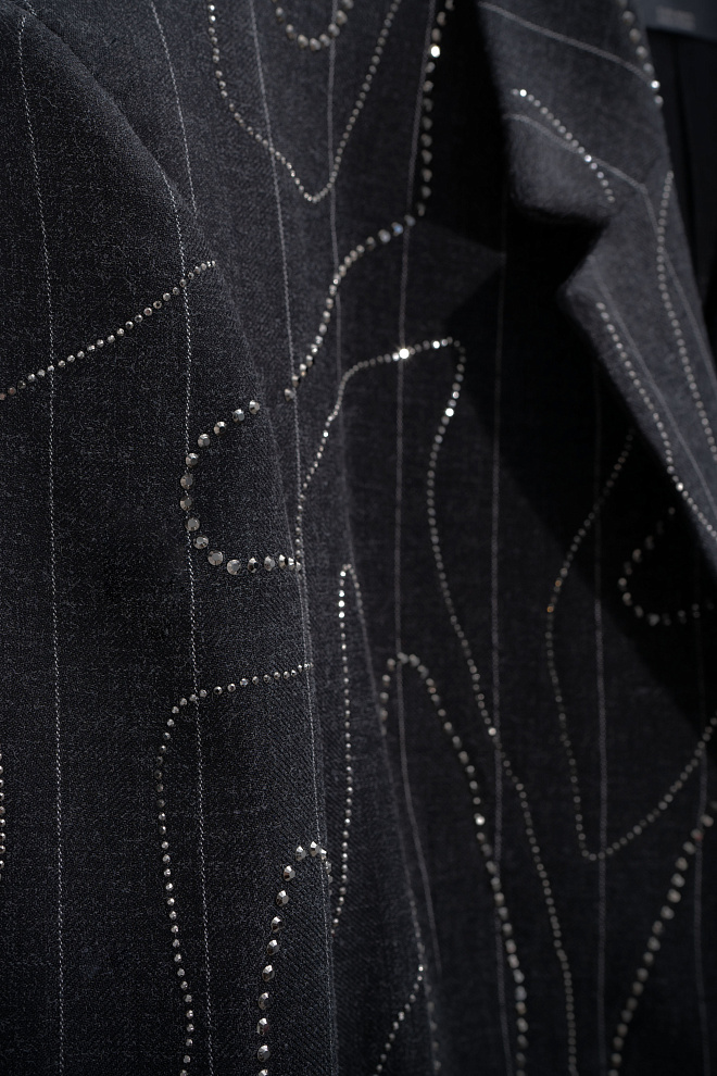 Жакет со стразами
