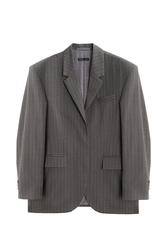 Жакет с застежкой на скрытые пуговицы