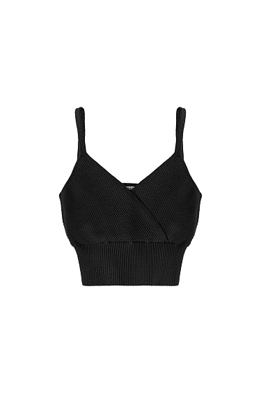 Топ на тонких бретелях