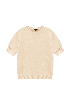 бежевый Трикотажная футболка из хлопка. Рукава с небольшим подворотом, низ изделия в рубчик.