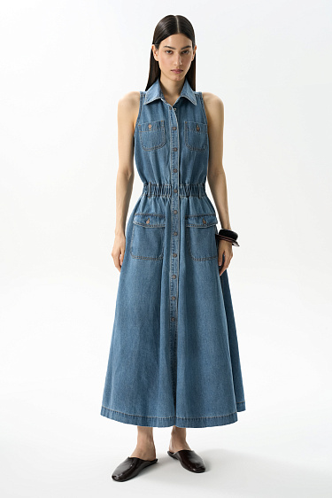 Джинсовое платье с карманами 