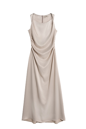 бежевый Атласное платье длины миди из 100% вискозы. Модель приталенного силуэта, без рукавов, с перекрутом на плечах и драпировкой. Застежка на молнию сзади.